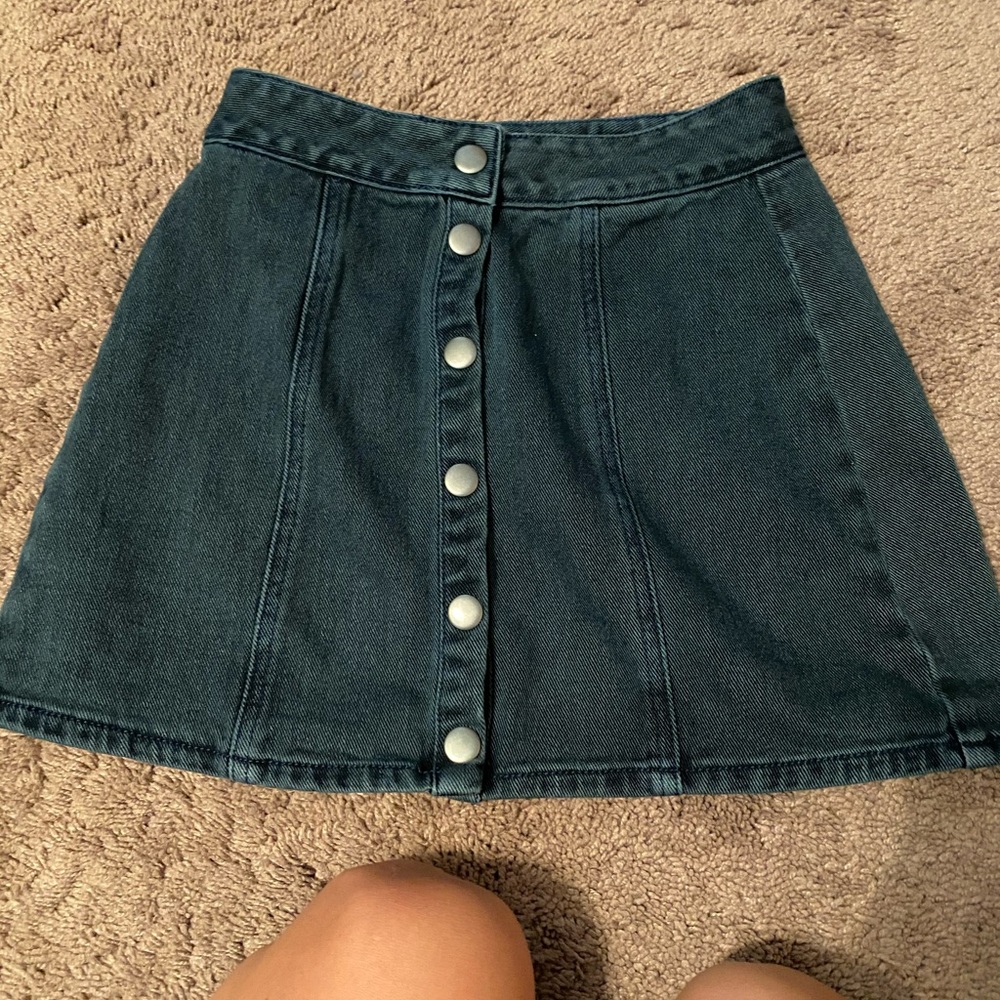 Brandy Melville denim button up skirt￼
